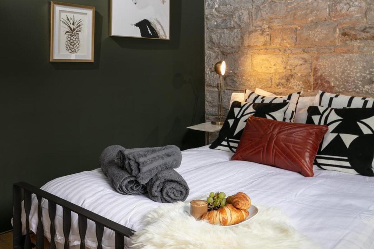 Two-Bedroom Apartment At Royal William Yard, Plymouth Eksteriør billede